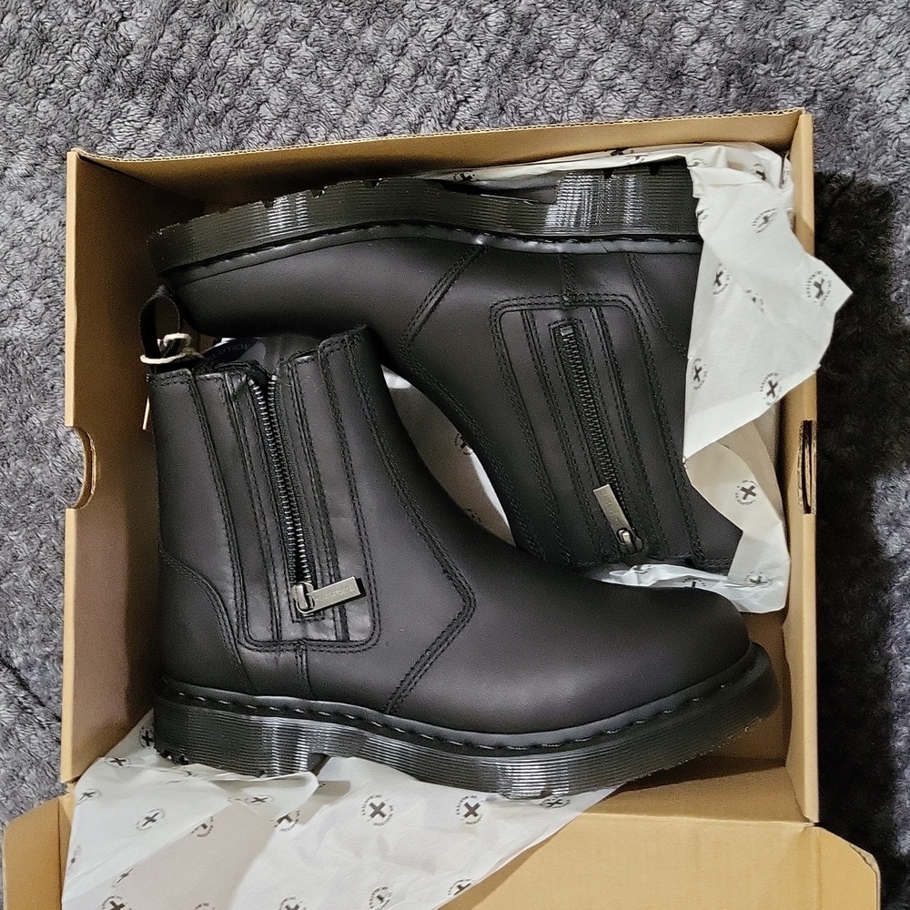Alyson Dr. Martens Ankle Boots